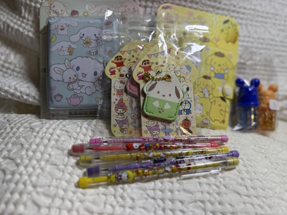 Child’s Notebooks, Mechanical Pencils Set Of 5 And 3 Key Chains